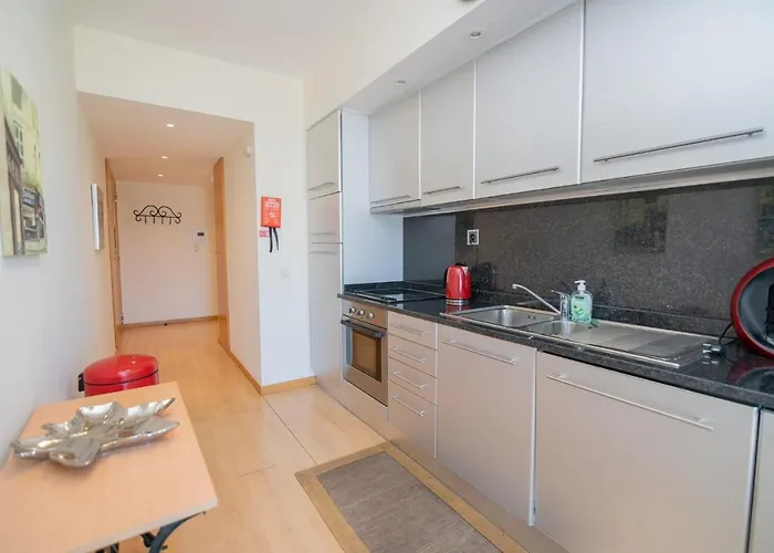 Marina Retreat - An Exquisite 2 Bedroom On The Marina Apartment Lagos