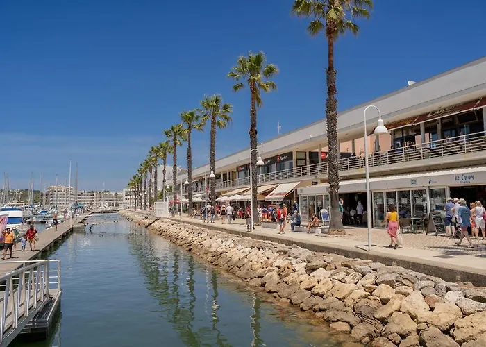 Apartamento Marina Retreat - An Exquisite 2 Bedroom On The Marina *