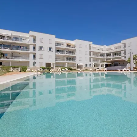 Marina Retreat - An Exquisite 2 Bedroom On The Marina *