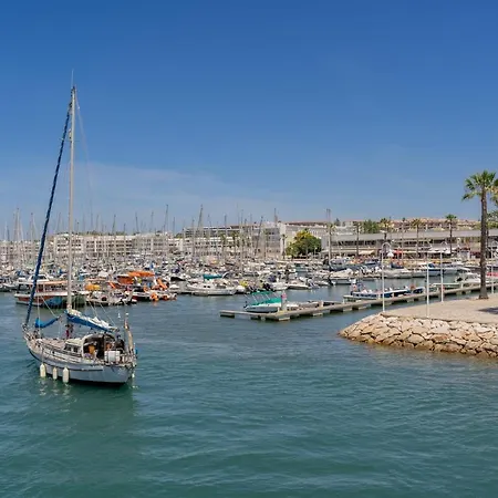 Apartment Marina Retreat - An Exquisite 2 Bedroom On The Marina Lagos