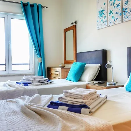 Marina Retreat - An Exquisite 2 Bedroom On The Marina * Lagos