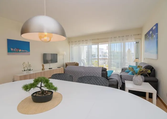 Marina Retreat - An Exquisite 2 Bedroom On The Marina * Lagos
