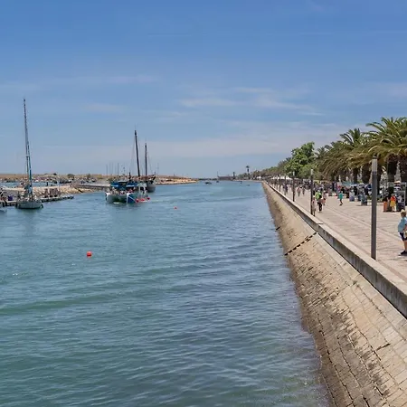 Apartmán Marina Retreat - An Exquisite 2 Bedroom On The Marina *